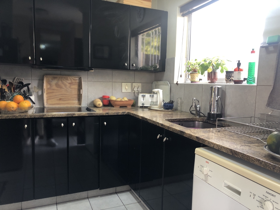 To Let 2 Bedroom Property for Rent in Century City Western Cape